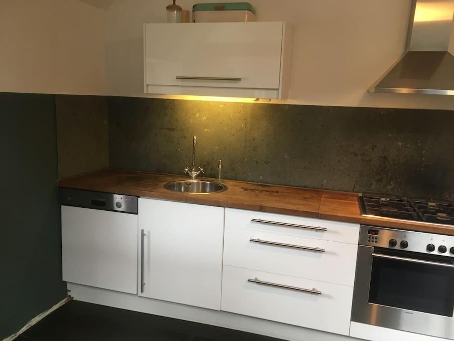 Apartment Wunderschoenes An Der Elbe *